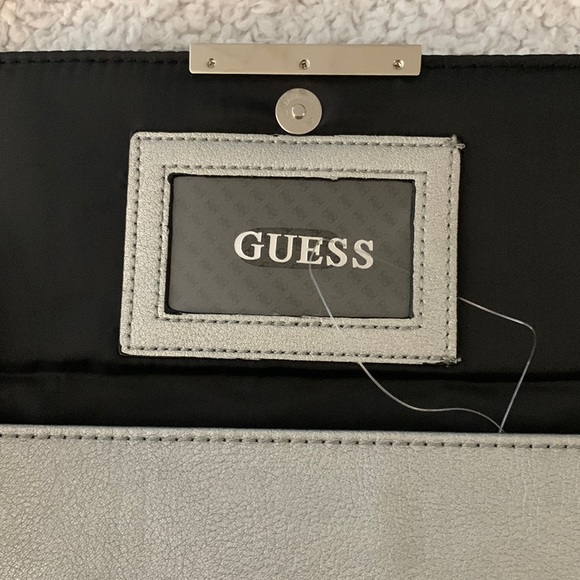 Guess Silver / Grey Leather Chevron Clutch - Picture 15 of 17